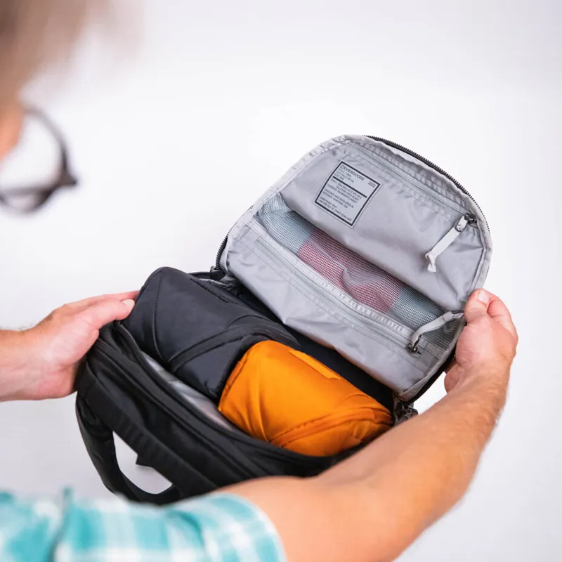 Evergoods Civic Half Zip 26L (CHZ) - Solution Black