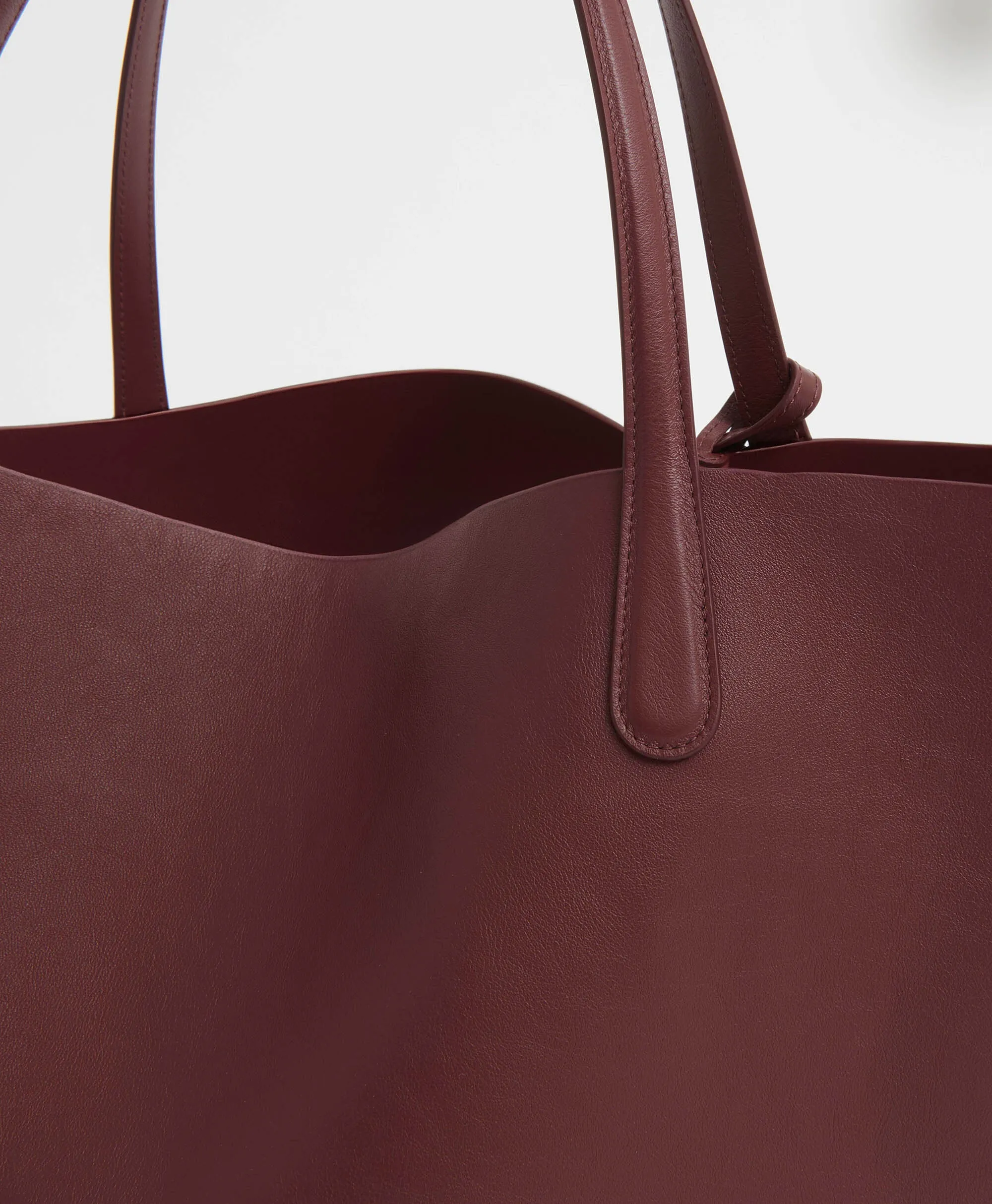 Everyday Soft Tote - Pomegranate